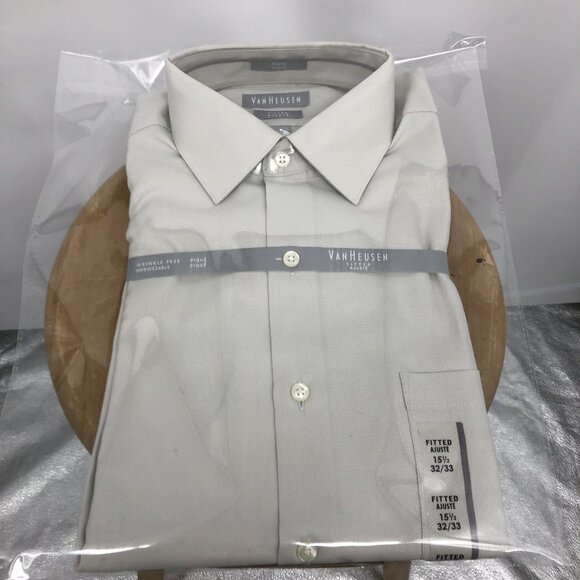 NWT Van Heusen pale Grey Button Up Fitted Dress Shirt size 15.5 32/33 - Picture 2 of 9
